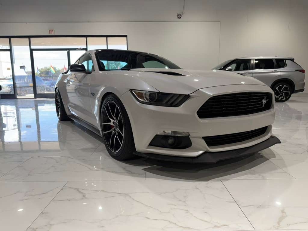 Ford Mustang GT Coupe 2017