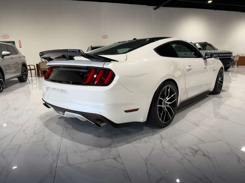 Ford Mustang GT Coupe 2017