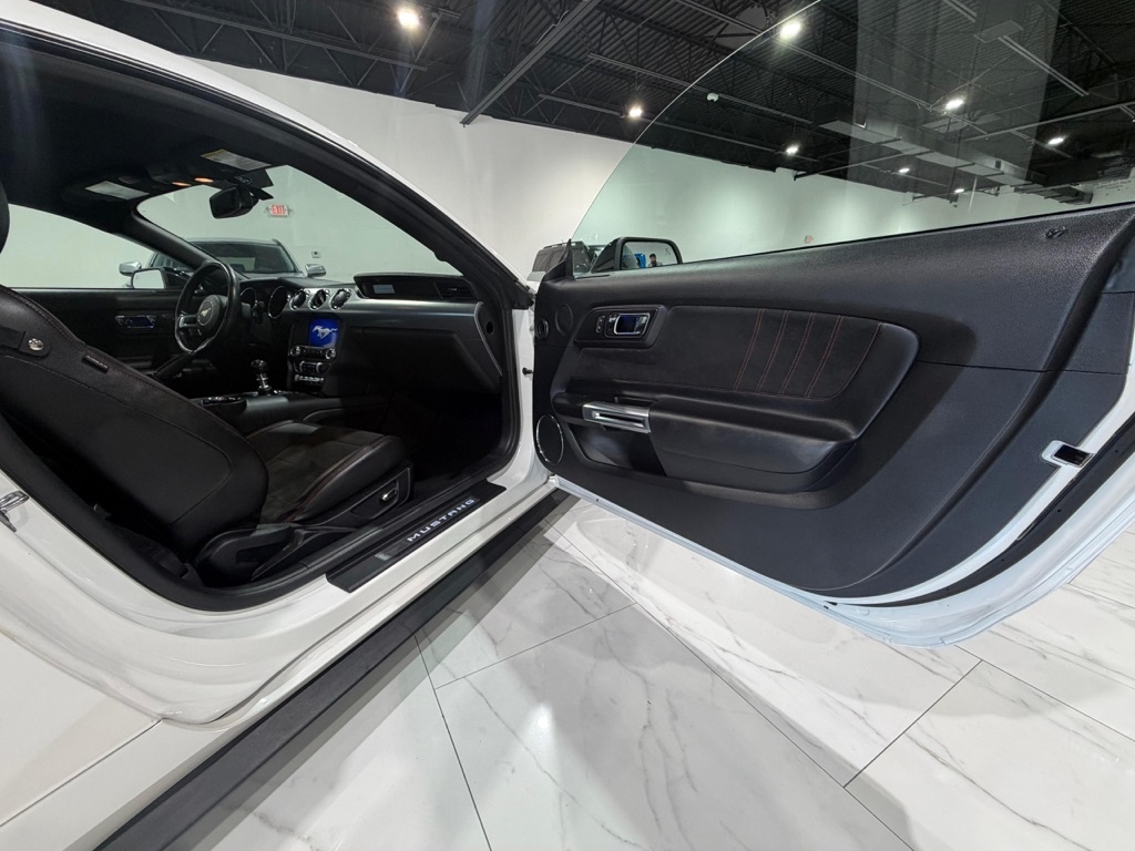 Ford Mustang GT Coupe 2017