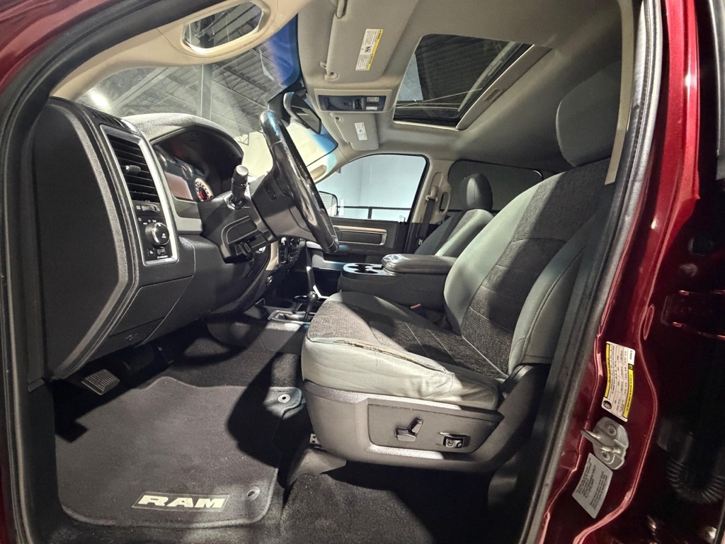 RAM 2500 Power Wagon Crew Cab SWB 4WD 2016