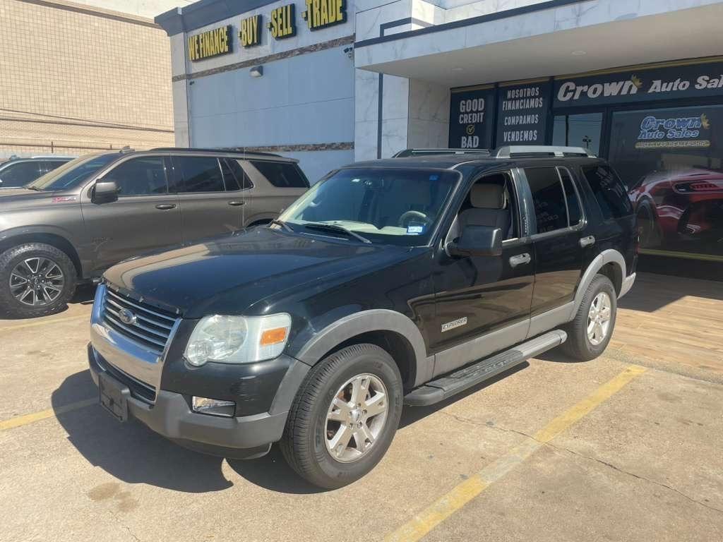 Ford Explorer XLT 4.0L 2WD 2006