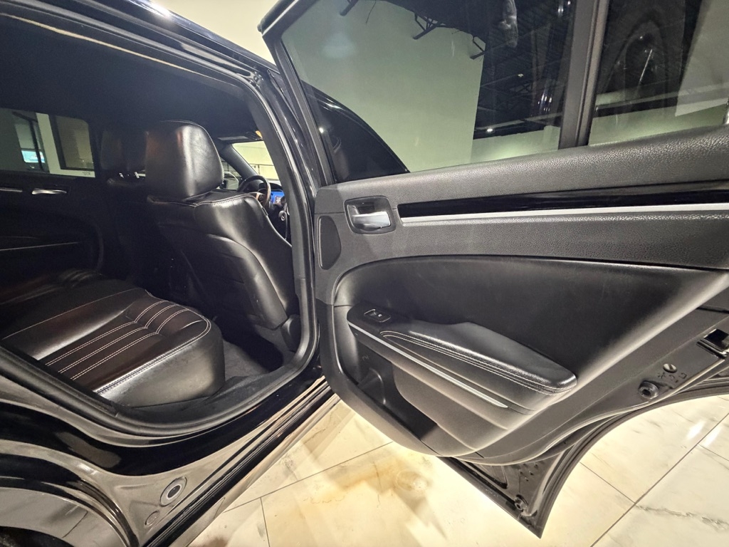 Chrysler 300 S RWD 2021