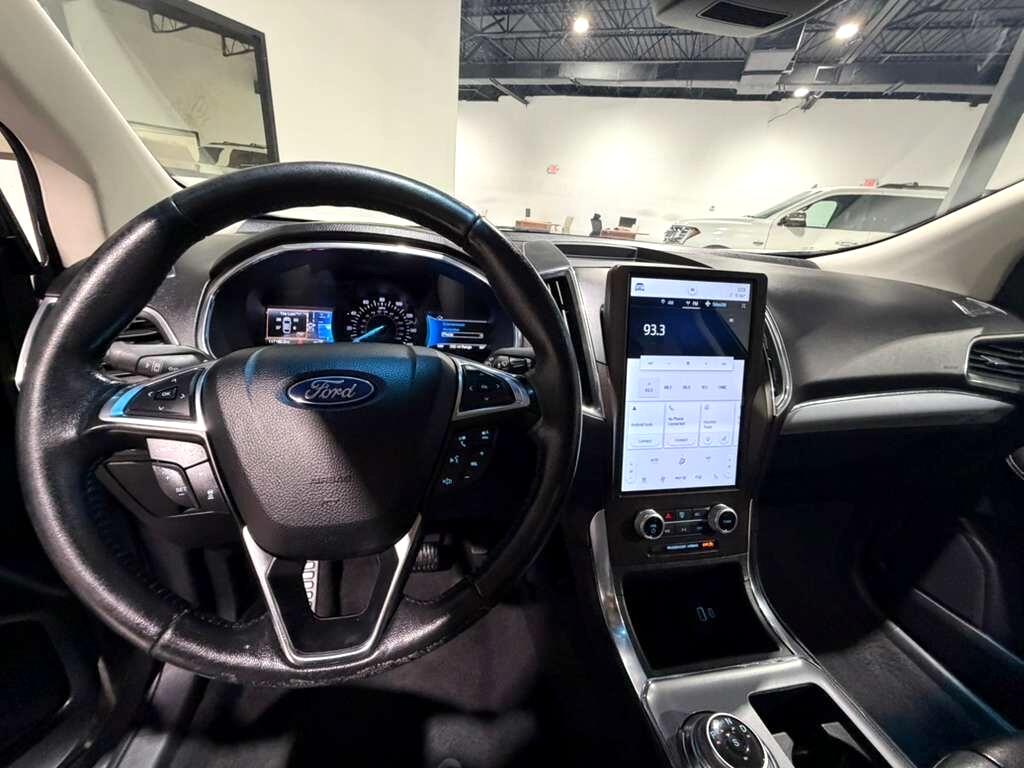 Ford Edge Titanium AWD 2021