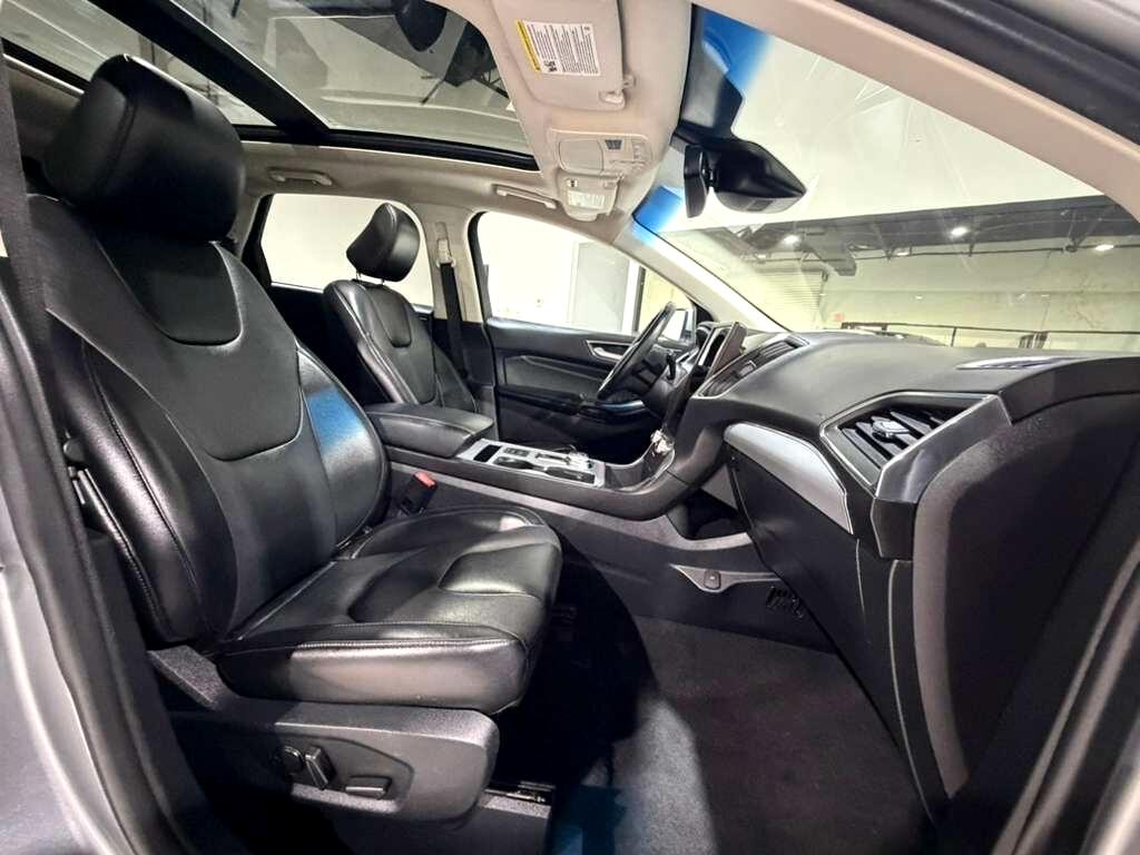 Ford Edge Titanium AWD 2021