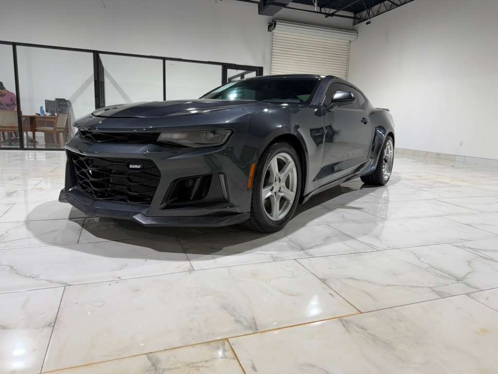 Chevrolet Camaro 1SS Coupe 2017