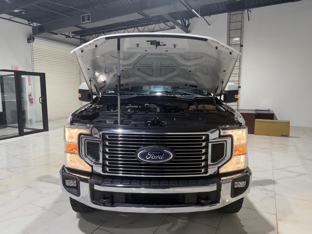 Ford F-350 SD Platinum Crew Cab Long Box 4WD DRW 2020