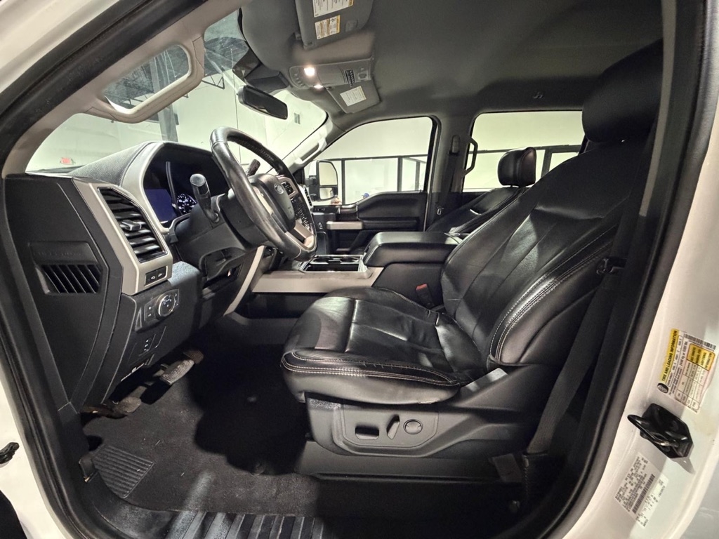 Ford F-350 SD Platinum Crew Cab Long Box 4WD DRW 2020