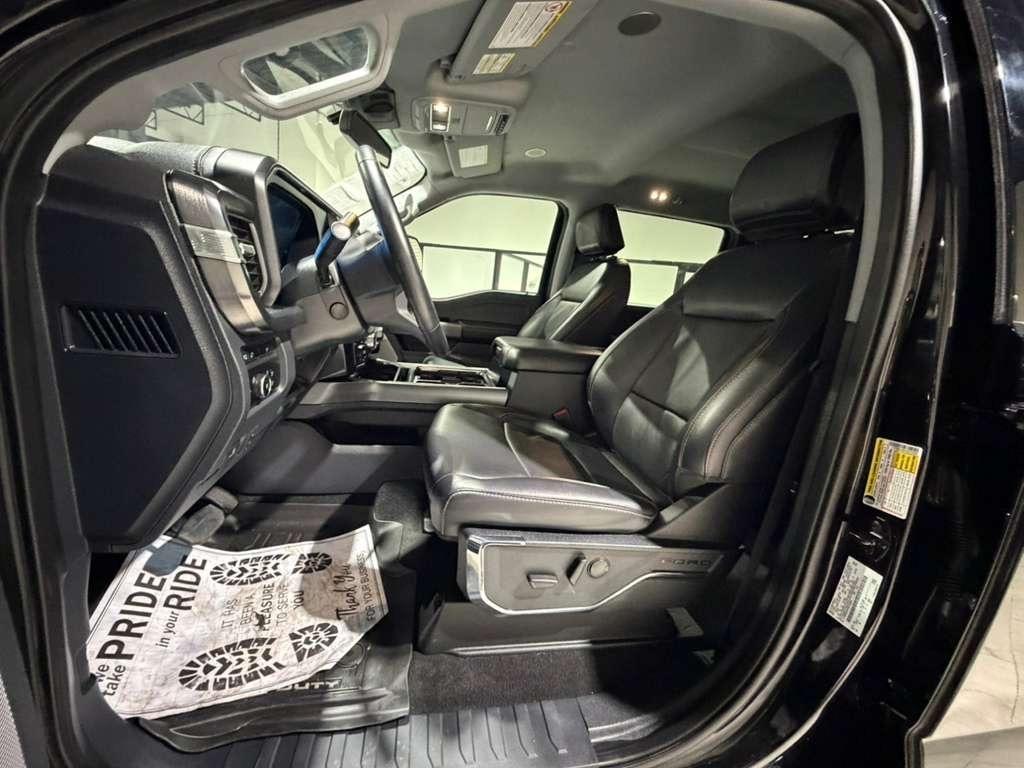 Ford F-250 SD Lariat Crew Cab 4WD 2023