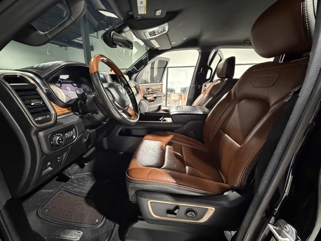 RAM 1500 Longhorn Crew Cab SWB 4WD 2020