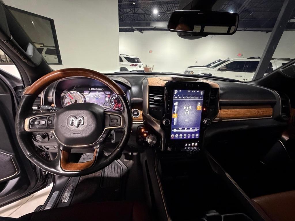 RAM 1500 Longhorn Crew Cab SWB 4WD 2020