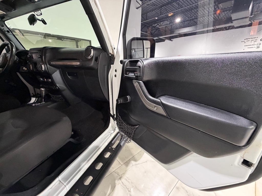 Jeep Wrangler Unlimited Sport 4WD 2016