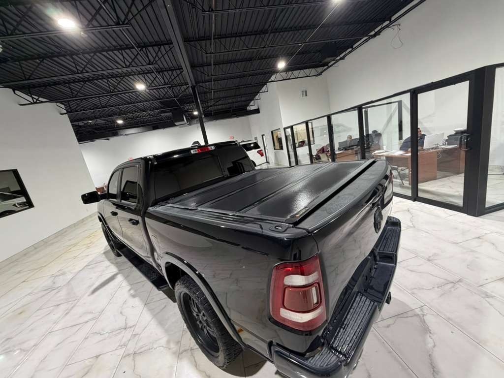 RAM 1500 Laramie Crew Cab SWB 2WD 2019