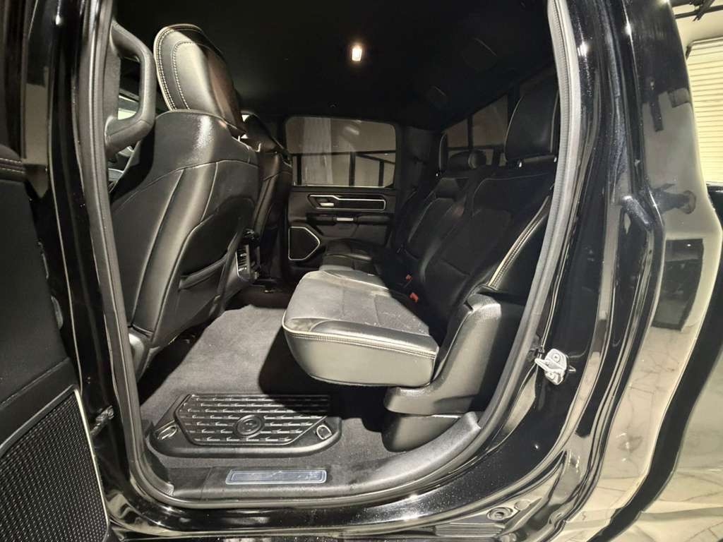 RAM 1500 Laramie Crew Cab SWB 2WD 2019