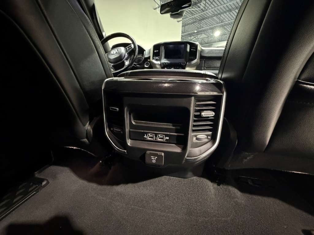 RAM 1500 Laramie Crew Cab SWB 2WD 2019