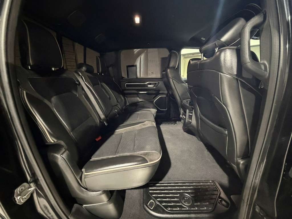 RAM 1500 Laramie Crew Cab SWB 2WD 2019