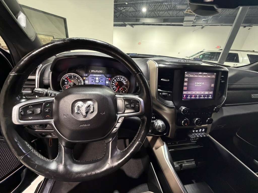 RAM 1500 Laramie Crew Cab SWB 2WD 2019