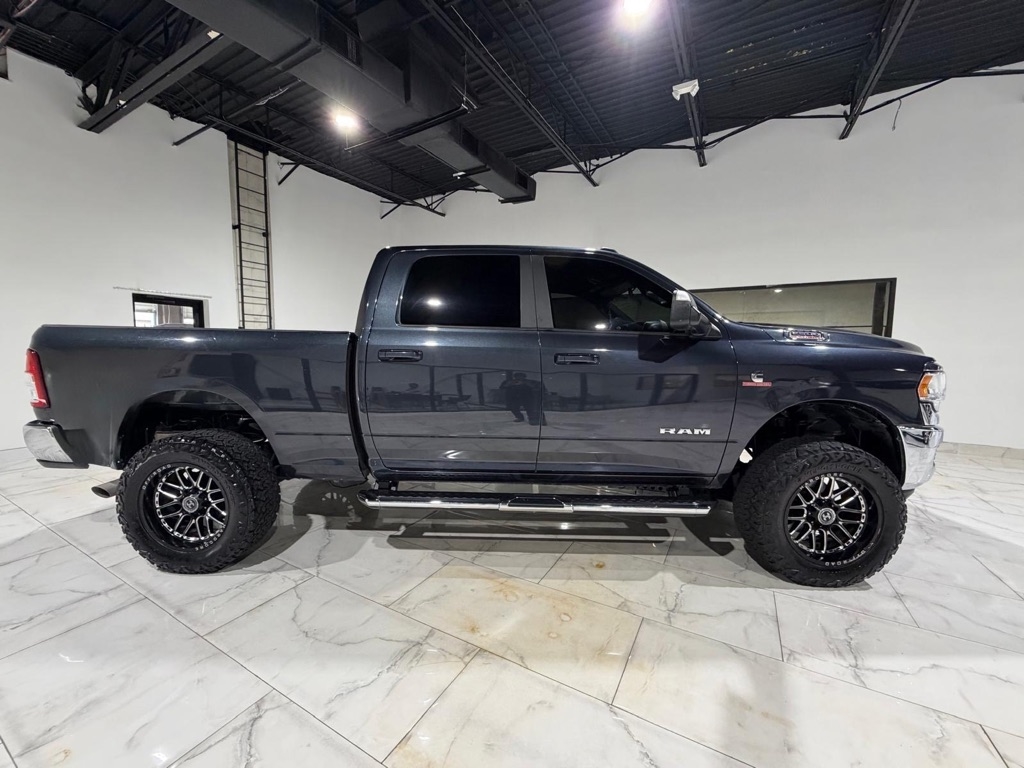 RAM 2500 Tradesman Crew Cab SWB 4WD 2021