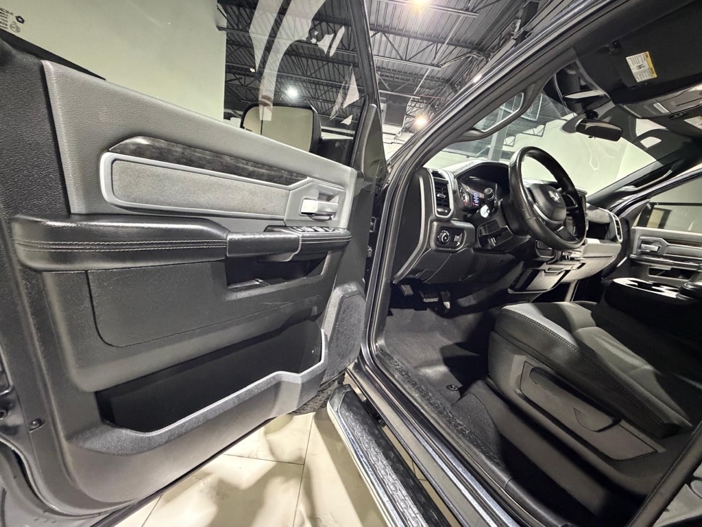 RAM 2500 Tradesman Crew Cab SWB 4WD 2021