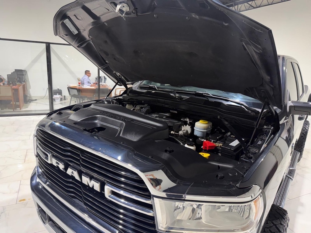 RAM 2500 Tradesman Crew Cab SWB 4WD 2021