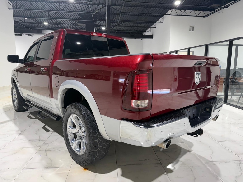 RAM 1500 Laramie Crew Cab SWB 4WD 2016