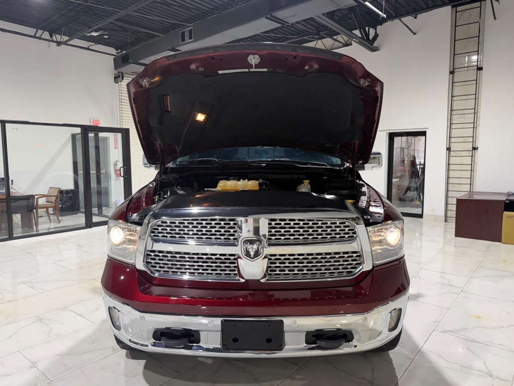 RAM 1500 Laramie Crew Cab SWB 4WD 2016