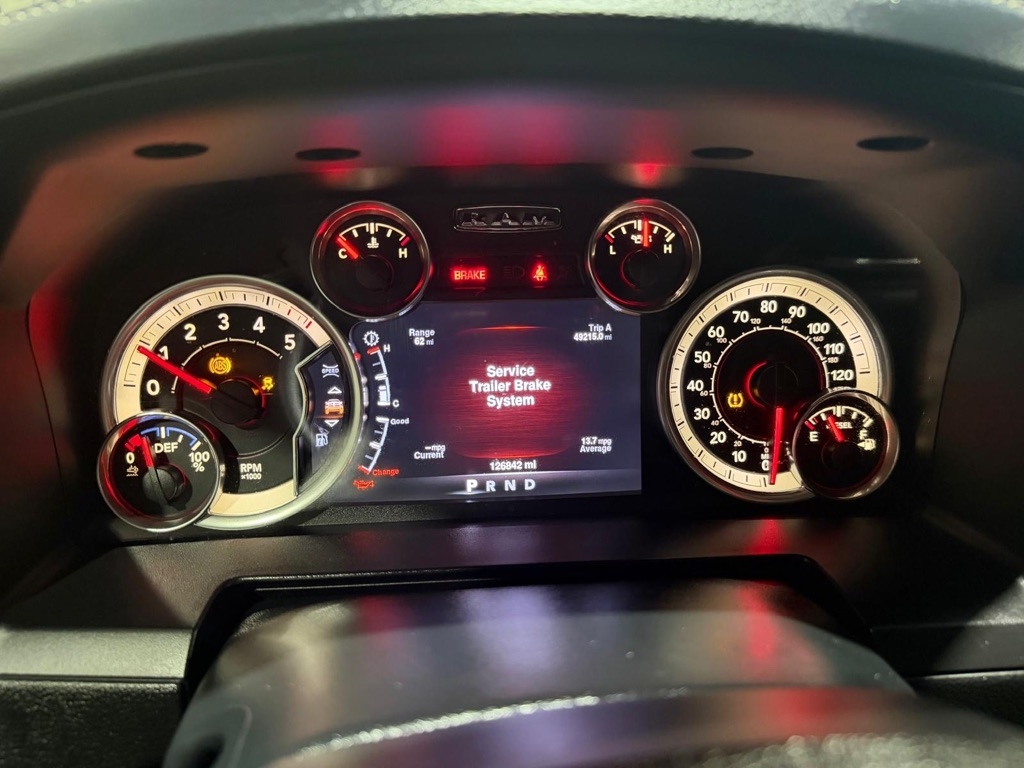 RAM 1500 Laramie Crew Cab SWB 4WD 2016