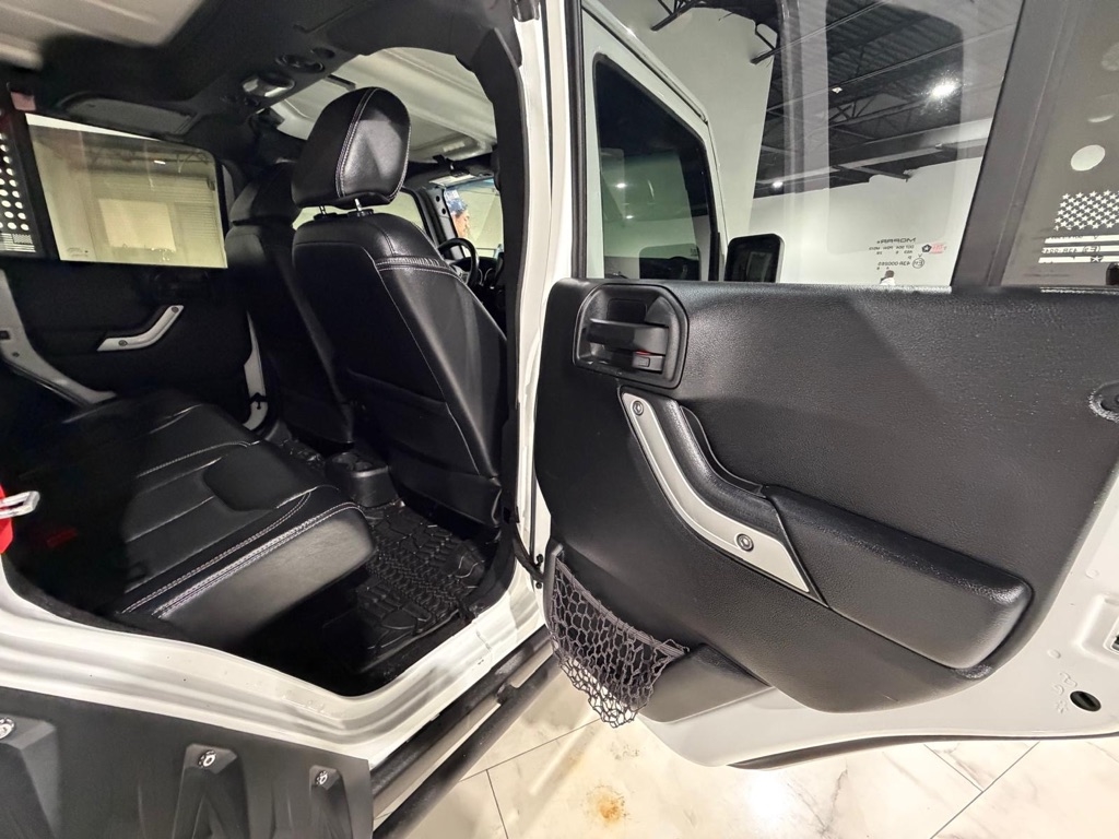 Jeep Wrangler Unlimited Rubicon 4WD 2017