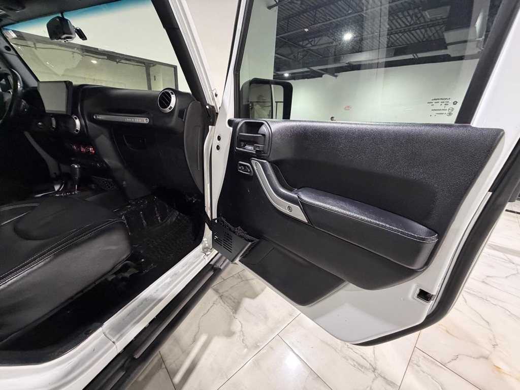 Jeep Wrangler Unlimited Rubicon 4WD 2017