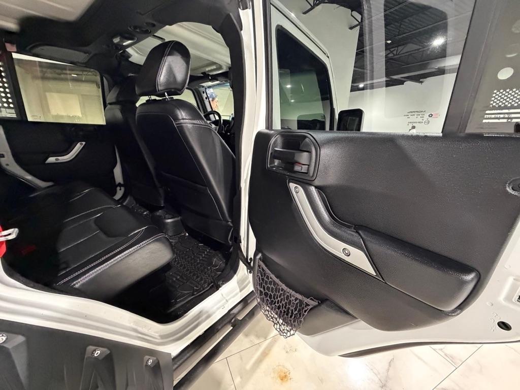 Jeep Wrangler Unlimited Rubicon 4WD 2017