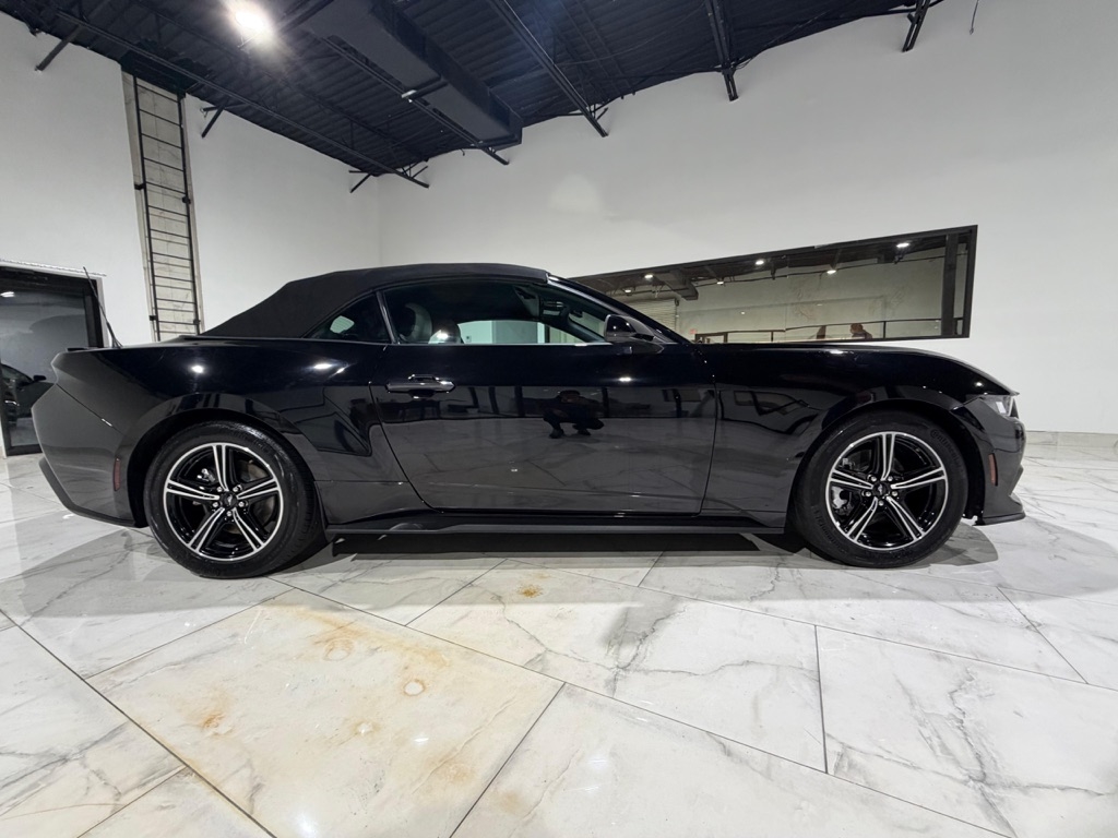 Ford Mustang EcoBoost Premium Convertible 2024