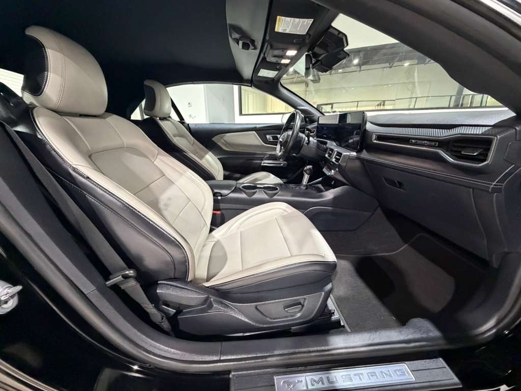 Ford Mustang EcoBoost Premium Convertible 2024