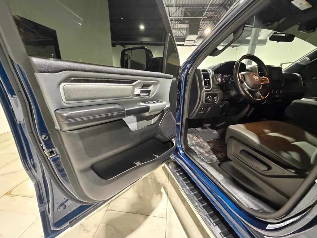 RAM 1500 Big Horn Quad Cab 2WD 2021