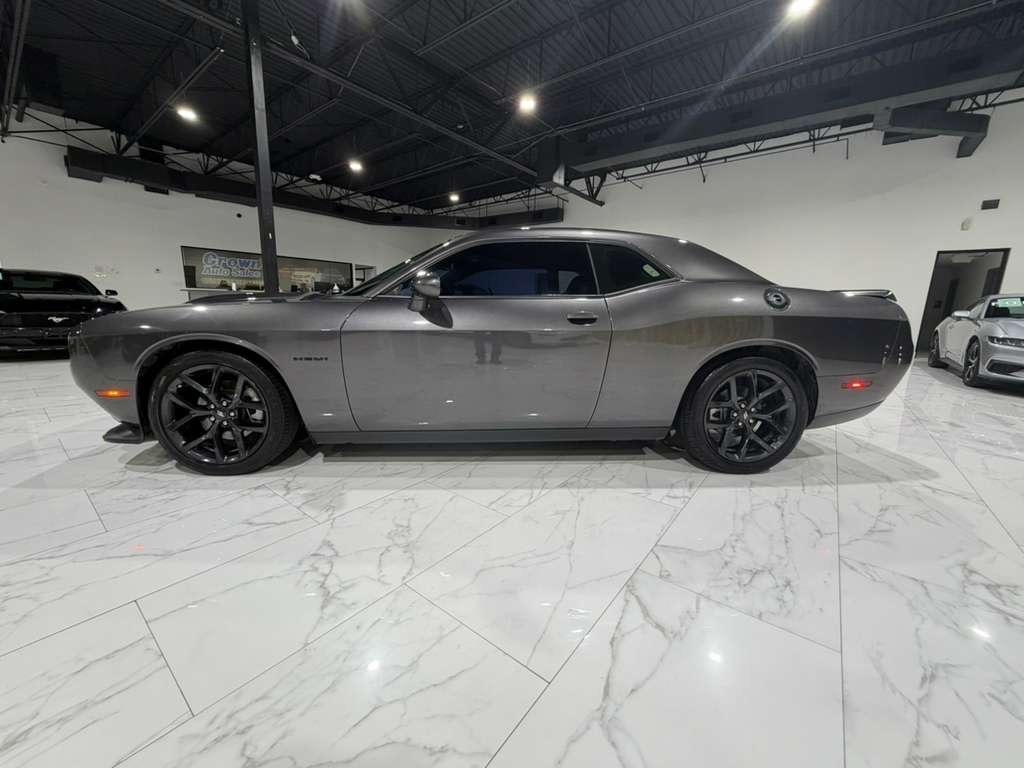 Dodge Challenger R/T Plus 2022