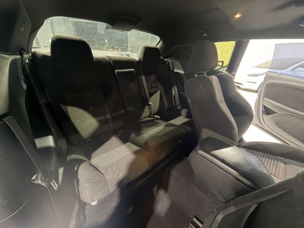 Dodge Challenger R/T Plus 2022