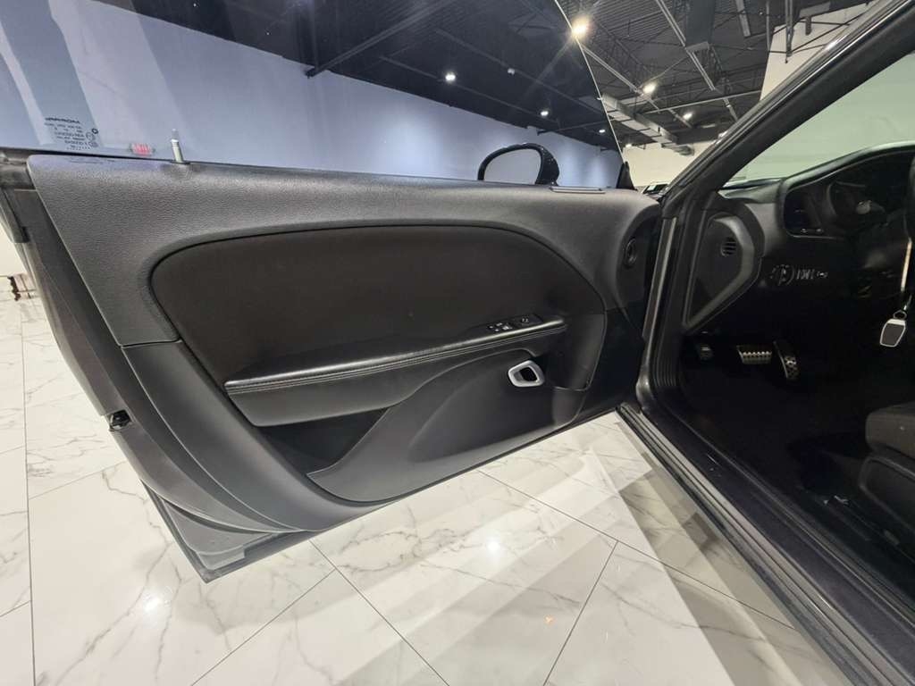 Dodge Challenger R/T Plus 2022