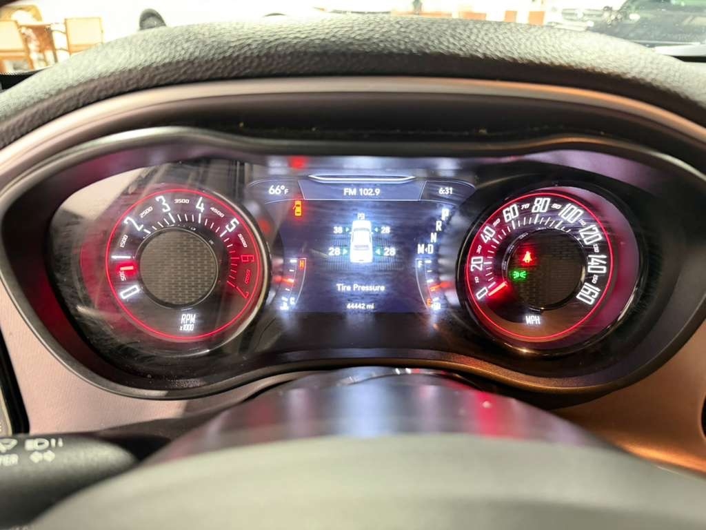 Dodge Challenger R/T Plus 2022