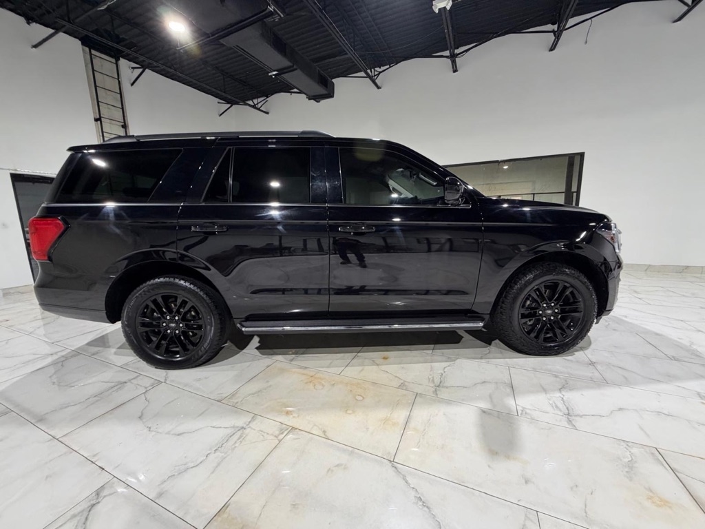 Ford Expedition XLT 4WD 2022