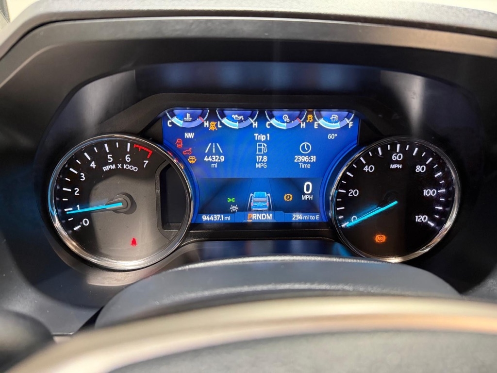 Ford Expedition XLT 4WD 2022