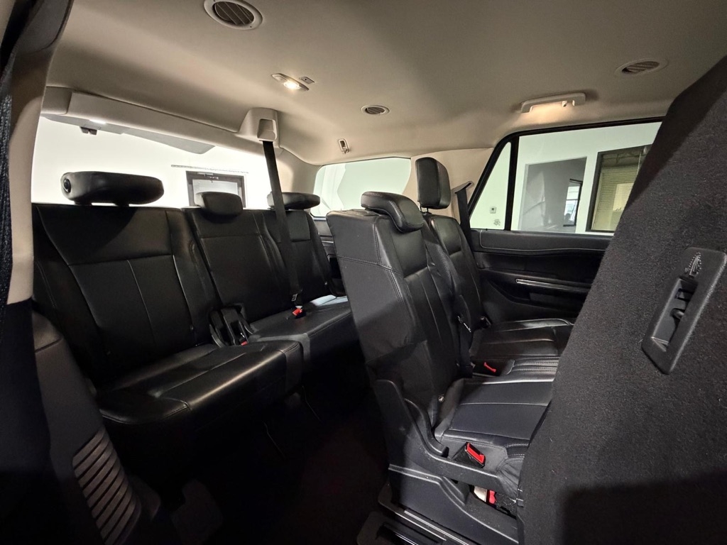 Ford Expedition XLT 4WD 2022