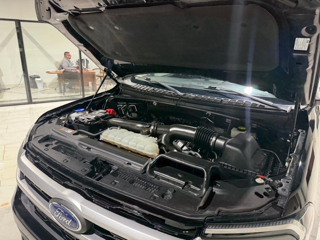 Ford Expedition XLT 4WD 2022