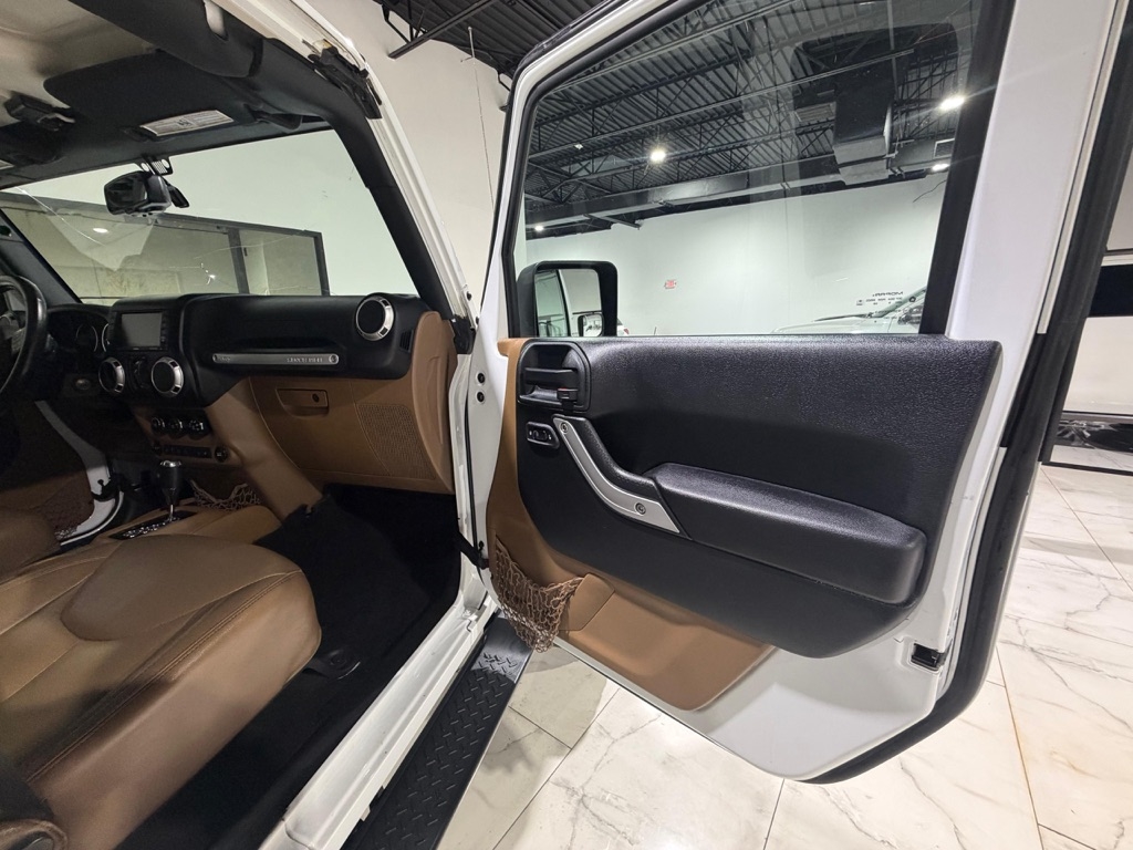 Jeep Wrangler Unlimited Rubicon 4WD 2016