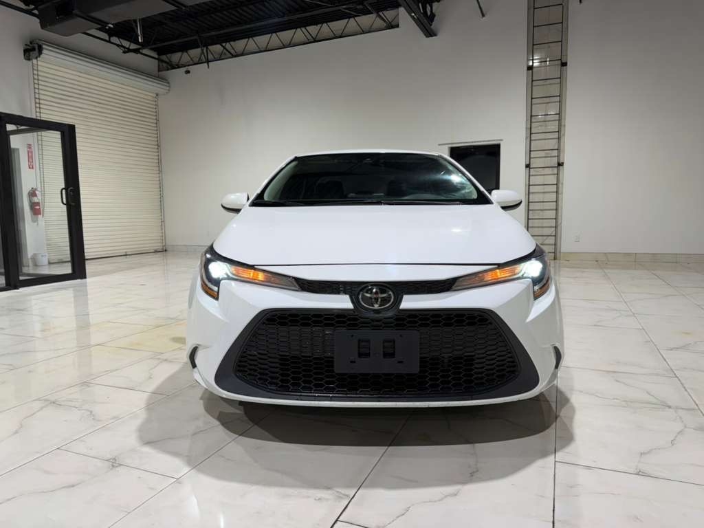 Toyota Corolla LE 2022