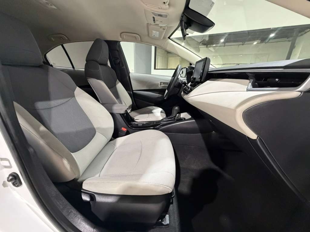 Toyota Corolla LE 2022