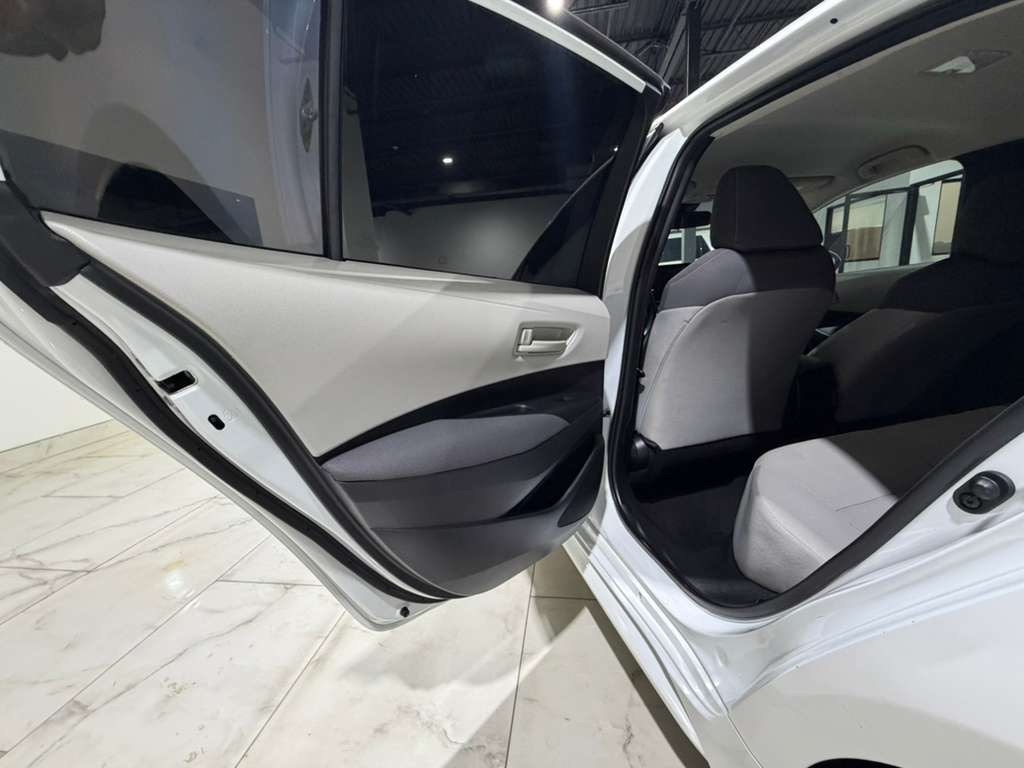 Toyota Corolla LE 2022