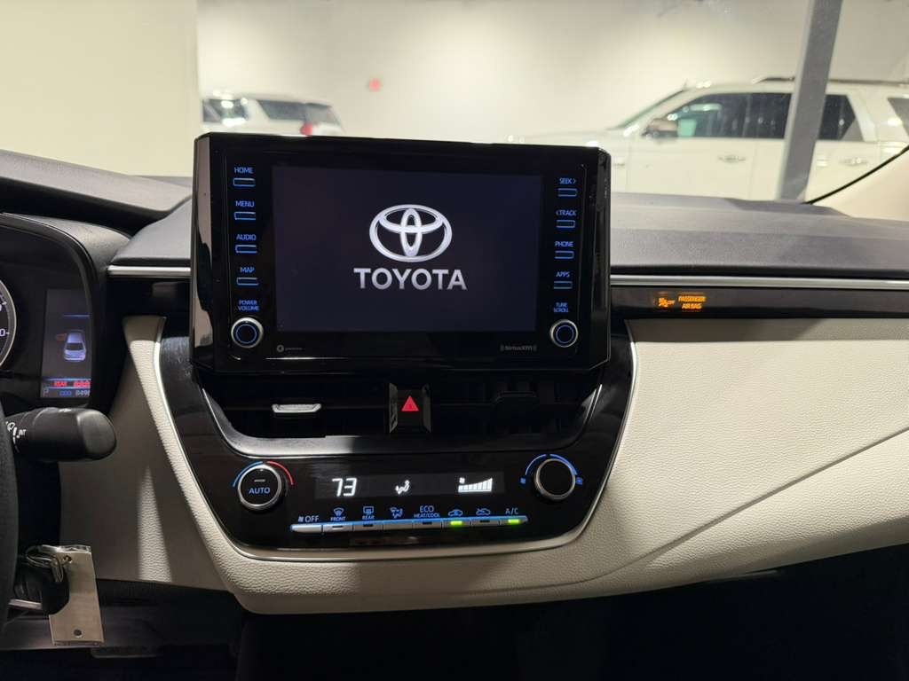 Toyota Corolla LE 2022