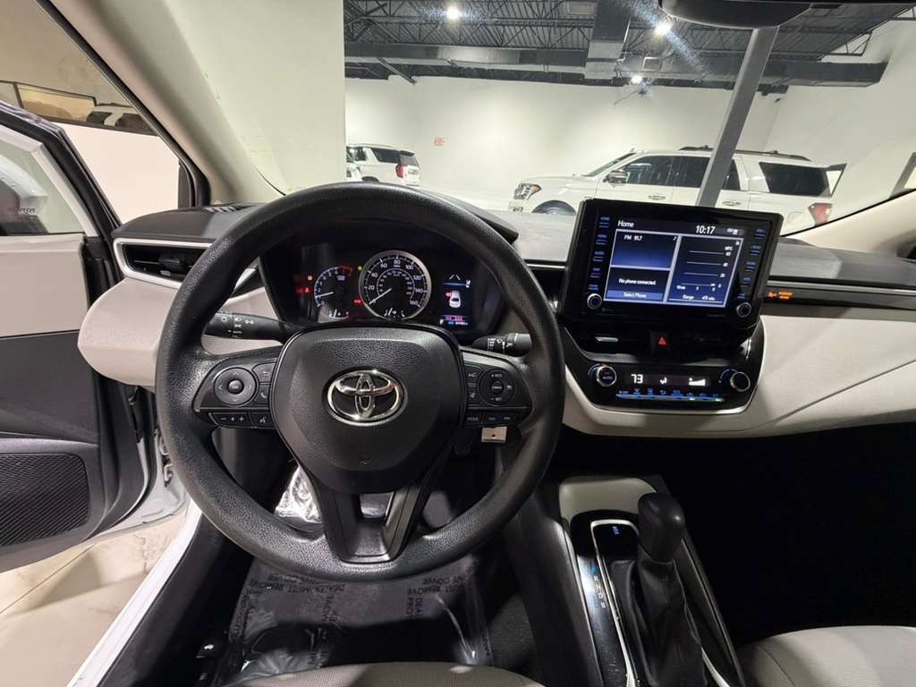 Toyota Corolla LE 2022