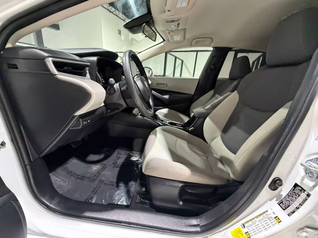 Toyota Corolla LE 2022