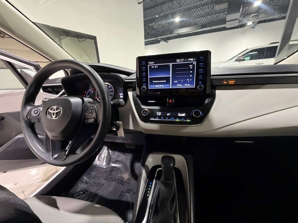 Toyota Corolla LE 2022