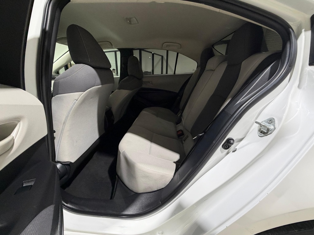 Toyota Corolla LE 2022