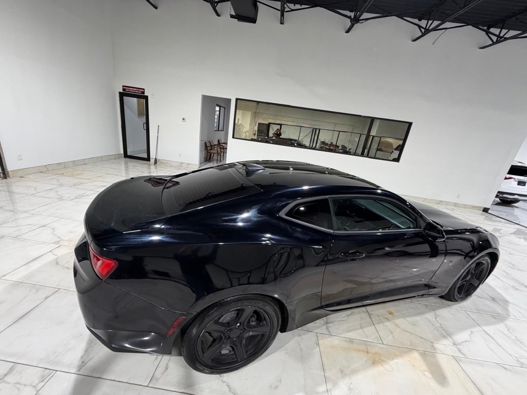 Chevrolet Camaro 1LS Coupe 2017